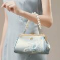 Embroidery_Leather_Chain_Kiss_Lock_Clutch_Bag_Lotus_Pearl_-_SinoCultural-2471405