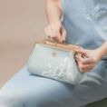 Embroidery_Leather_Chain_Kiss_Lock_Clutch_Bag_Lotus_Pearl_-_SinoCultural-2471411