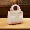Song_Brocade_Retro_Crossbody_Handbag_Lion_Playing_with_Ball_Pattern_P12065302-2_6